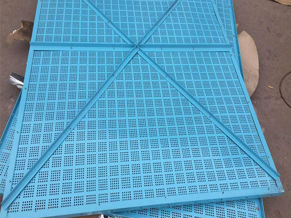 天津冲孔爬架网图片4