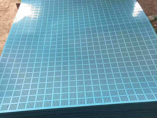 天津冲孔爬架网图片5